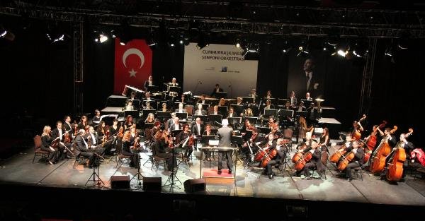 Cumhurbaşkanlığı Senfoni Orkestrası Üniversitede Konser Verdi