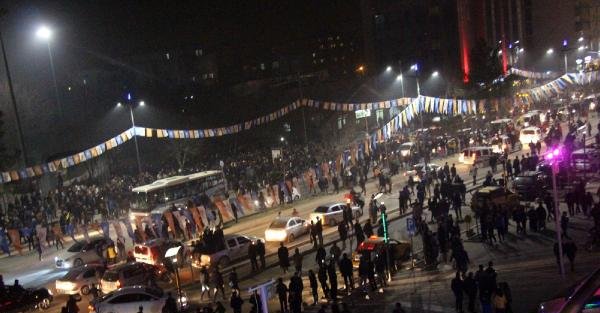 Diyarbakır'da Kobani kutlaması (3)