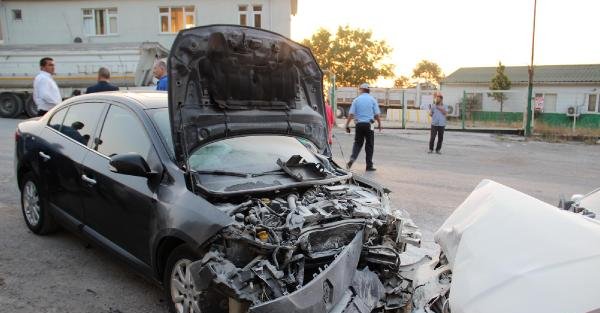 Ereğli'de CHP'li başkanan makam otomobili kaza yaptı: 5 yaralı