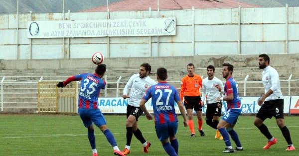 Erzincan Refahiyespor-dardanelspor: 0-0