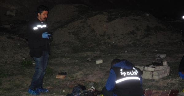Eskişehir'de cesedi bulunan yeni doğmuş bebeğin 8 yerinden bıçaklandığı ortaya çıktı