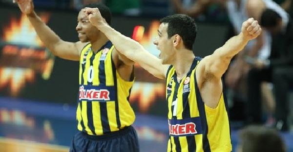 Fenerbahçe Ülker: 78 - Unicaja Malaga: 63