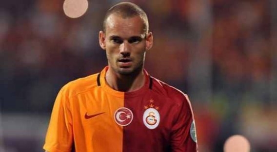 Galatasaray'da Sneijder sakatlağı: Kadroda yok