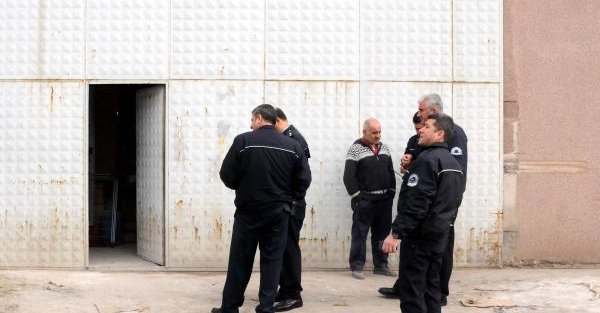 Gaziantep’te asansör ile duvar arasında sıkışan işçi öldü