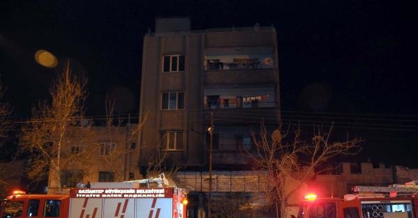 Gaziantep’te iş yerindeki yangında Suriyeli 10 kişi dumandan etkilendi