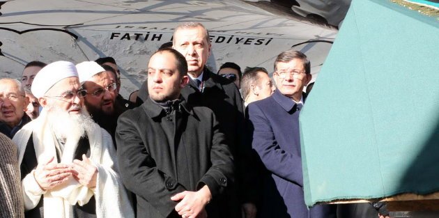 Hasan Karakaya'nın cenazesini liderler uğurladı