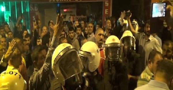 HDP Maltepe ilçe binasına saldırı; Saldırıyı polis önledi