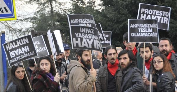 İç Güvenlik Yasa Tasarısı İzmit'te protesto edildi