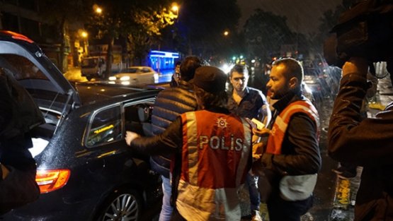 İstanbul Emniyet Müdürlüğü 5 bin polisle 'Yeditepe Huzur' operasyonu yaptı