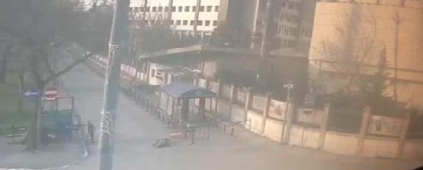 İstanbul Emniyet Müdürlüğü'ne saldırı anı kamerada