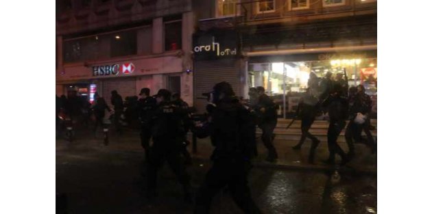 İstiklal Caddesi'nde Cizre eylemine polis müdahalesi