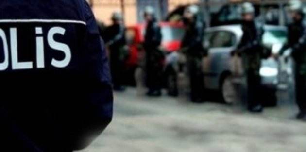 İzmir merkezli ‘paralel yapı’ operasyonunda 16 gözaltı
