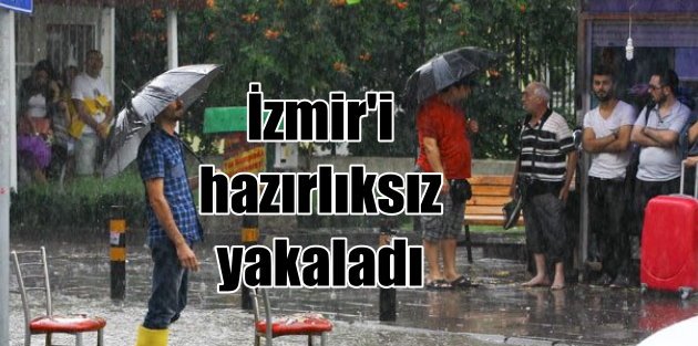 İzmir'de yağmur, AVM çatısını çökertti