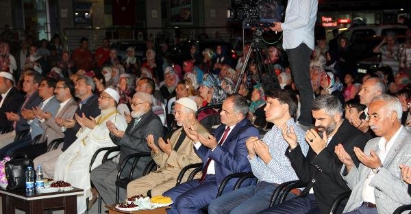 Kayseri'de Doğu Türkistan ve İslam ümmeti için dua