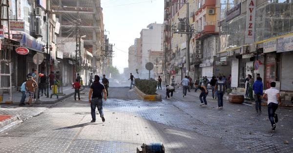 Kızıltepe'de IŞİD protestosu'nda olaylmar çıktı