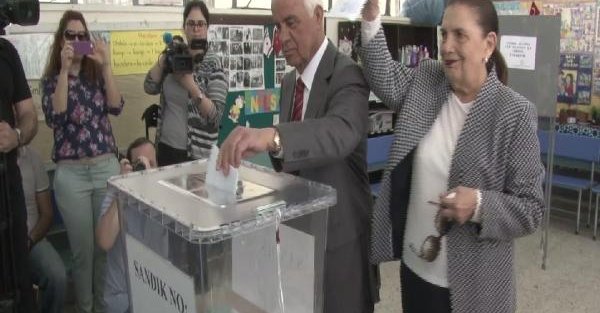 KKTC'de oy verme işlemleri sürüyor