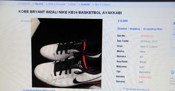 Kobe Bryant’ın imzalı ayakkabısı satılığa çıkartıldı
