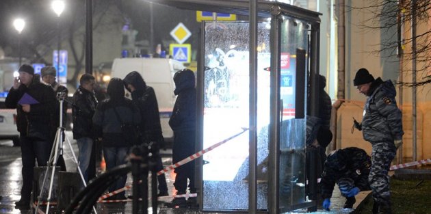 Moskova merkezde otobüs durağında patlama, yaralılar var