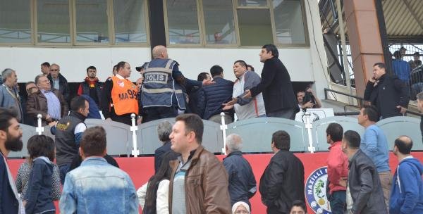 Nazilli Belediyespor-Altay maçında olay: 1 kişi yaralandı Ek Fotoğrafları
