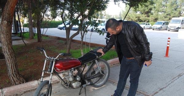 Nizip'te 2 Ay Önce Çalinan Motosiklet Bulundu