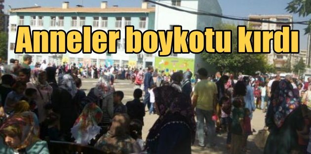 PKK, korkutmak için okulları bombaladı ama anneler yılmadı
