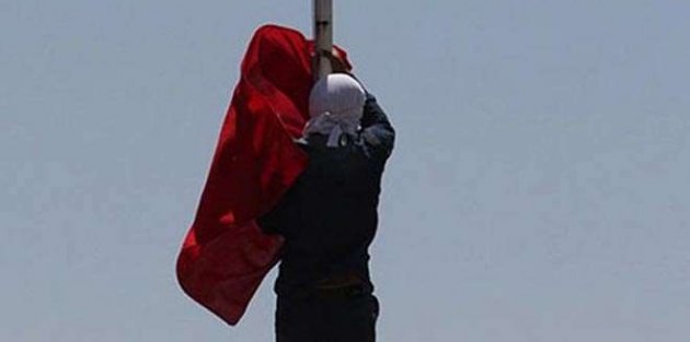 PKK'lılar Antalya ve Hatay'da Türk Bayrağı indirdi