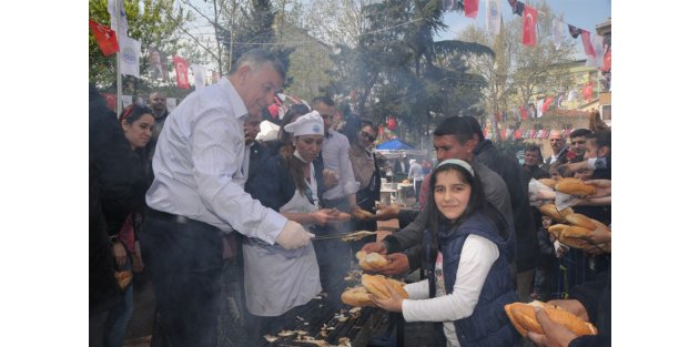 Sarıyer'de İlk Balık Ekmek Festivali Düzenlendi