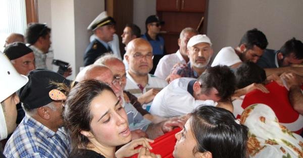 Şehit polis Sivri, Kırıkale'de gözyaşlarıyla toprağa verildi