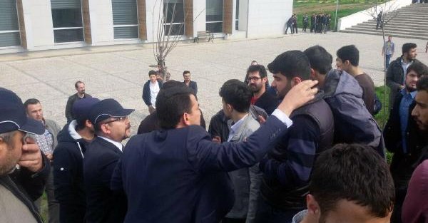 Siirt Üniversitesi'nde HDP- Hüda Par kavgası: 4 yaralı