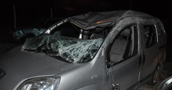 Sivas'ta trafik kazası: 1 ölü, 2 yaralı