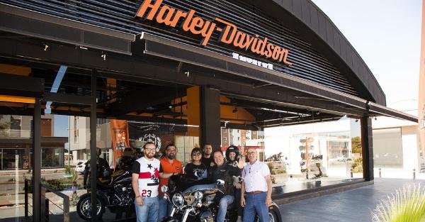 Sümer Ezgü, Harley Davidson aldı