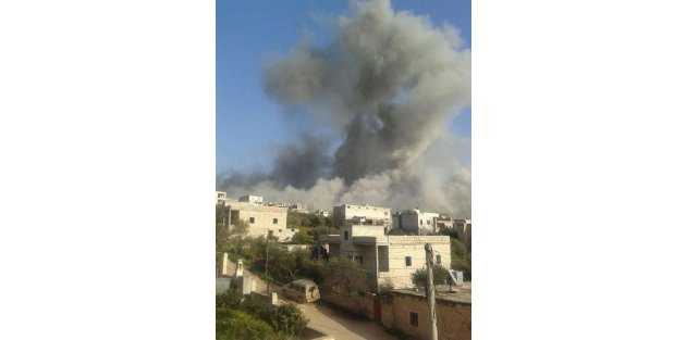 Suriye'nin Atme Kasabası bombalandı (2)