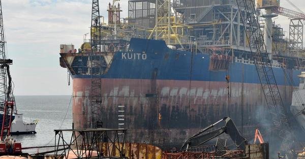 Tartışmalı gemi 'Kuito'nun sökümünün iptali için dava