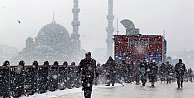 İstanbullular dikkat! Kar geliyor.....