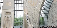 Köln Camii kapılarını ibadete açtı