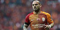 Sneijder resmen Nice'te
