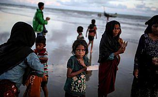 Fransa Cumhurbaşkanı Macron: Rohingyalılara dönük etnik temizlik durdurulmalı