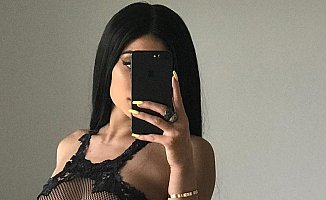 Kardashian kardeşlerden seksi sow
