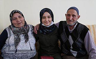 Mustafa dede 85 yaşında torununa böbreğini verdi
