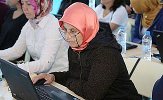 Türk Telekomdan kadınlara 