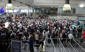 İstanbul havalimanlarını 9 ayda 71 milyon yolcu kullandı