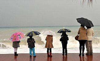 Antalya ve Muğla'da çok kuvvetli yağış bekleniyor