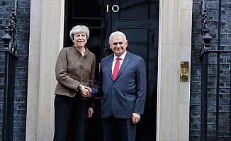 Başbakan Yıldırım ile İngiltere Başbakanı May bir araya geldi