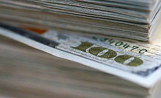 Eximbank'tan 100 dolarlık ihracatta 27 dolar finans desteği