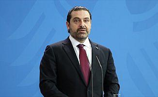 Hariri, salı günü ülkeye döneceğini açıkladı