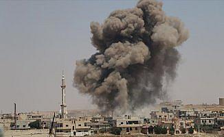 Esed rejimi varil bombasıyla can almayı sürdürüyor