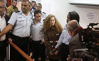 İsrail, Filistinli cesur kız Temimi'nin gözaltı süresini 5 gün uzattı