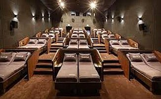 Türkiye'de ilk yataklı sinema salonu açıldı