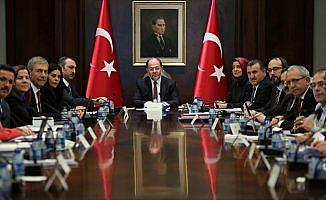 Başbakan Yardımcısı Akdağ: Çocuk istismarında cezaların ağırlaştırılmasında mutabıkız