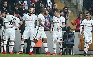 Beşiktaş kupada yarı final için sahaya çıkıyor